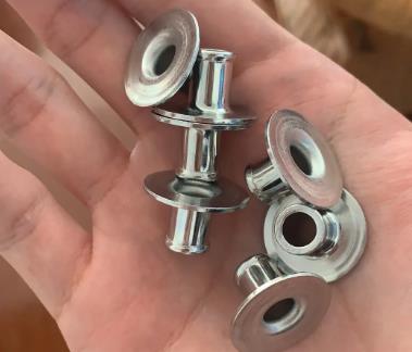 铝材电镀前处理中退锌效果不好是什么造成的？如何解决？