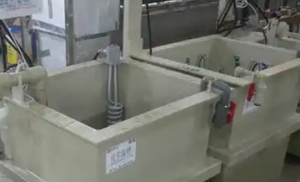 提高电解除油挂具导电性的方法